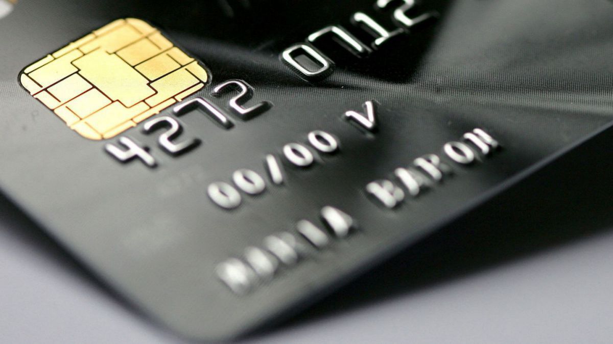 Record: Plățile cu cardurile bancare au depășit 3,4 miliarde lei
