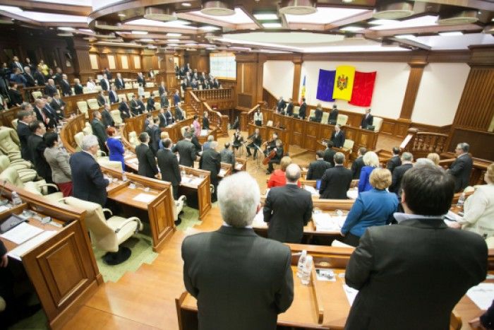În perioada sărbătorilor de Paşte nu vor avea loc şedinţe în plen ale Parlamentului. Foto: unimedia.info
