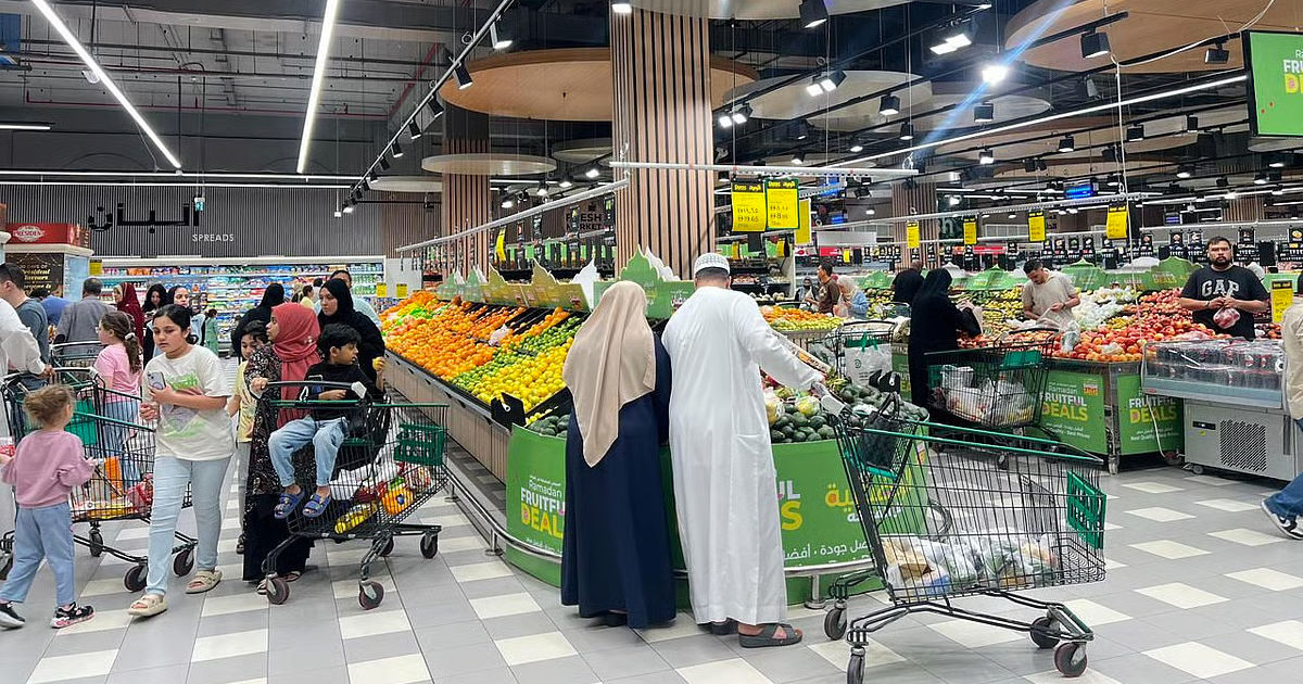 У Дубая осталось свежих продуктов на 10 дней.