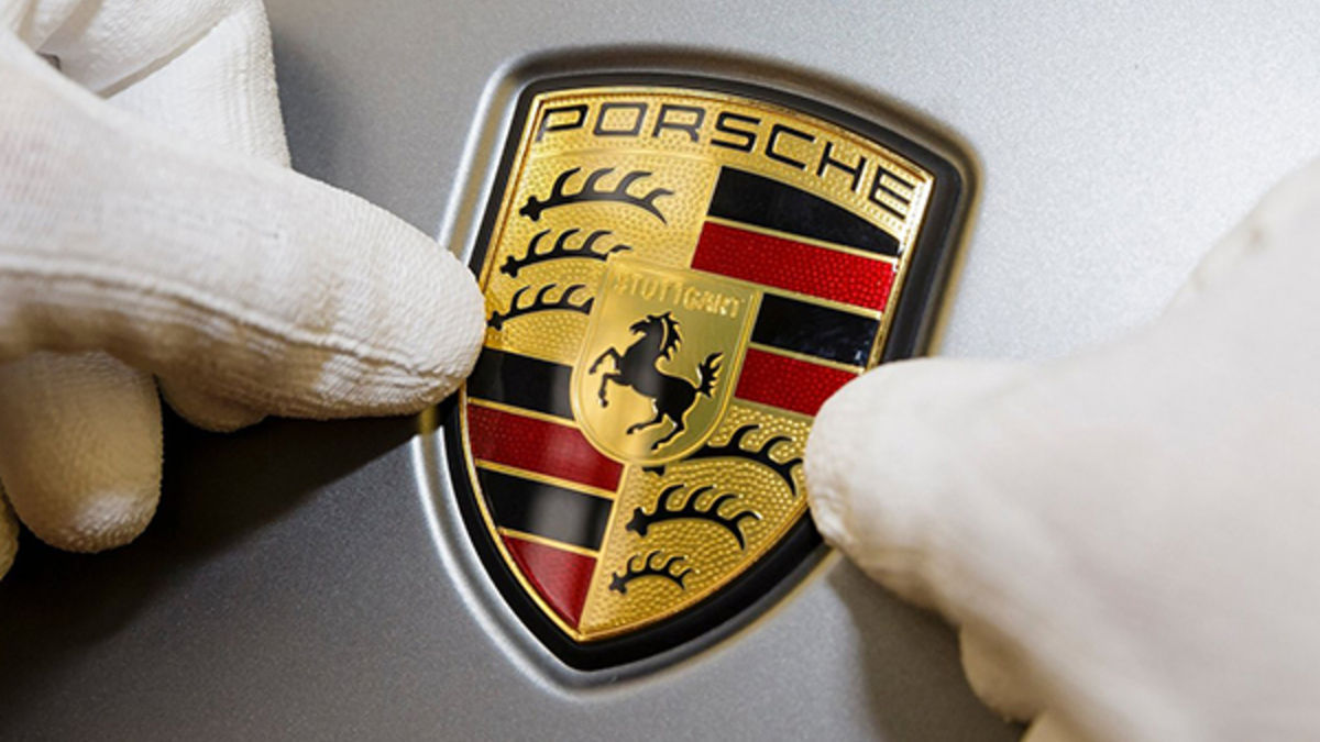 Porsche anunță o scădere semnificativă a livrărilor în Europa și China.