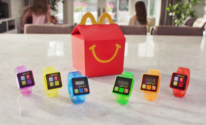 Браслеты из детского набора McDonald's вызывают аллергию.