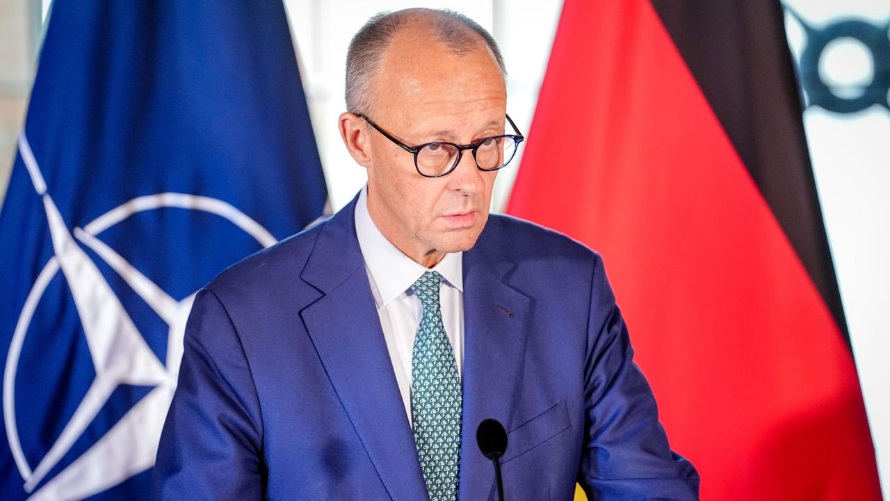 Мерц после разговора с Трампом: НАТО ничем не заменить.