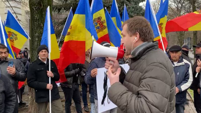 Представители PACE организовали протест возле штаб-квартиры PAS.