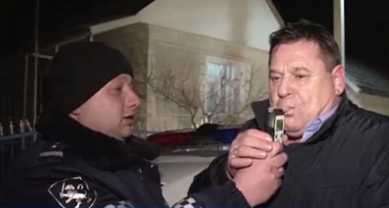 Алкотест подтвердил, что мэр от ЛДПМ находился в состоянии алкогольного опьянения.