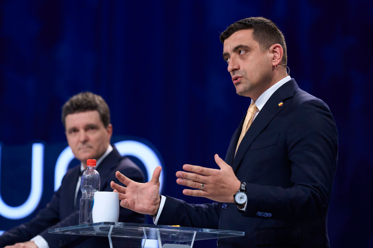 Președintele României le cere partidelor să nu implice extrema dreaptă în formarea guvernului.