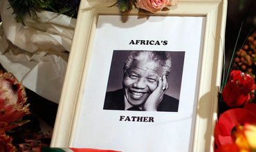 Fostul preşedinte sud-african Nelson Mandela, în vârstă de 95 de ani, a murit, a anunţat preşedintele Jacob Zuma.