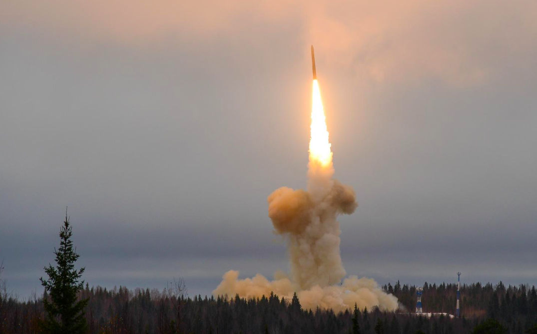 Rusia a efectuat un exercițiu nuclear strategic.