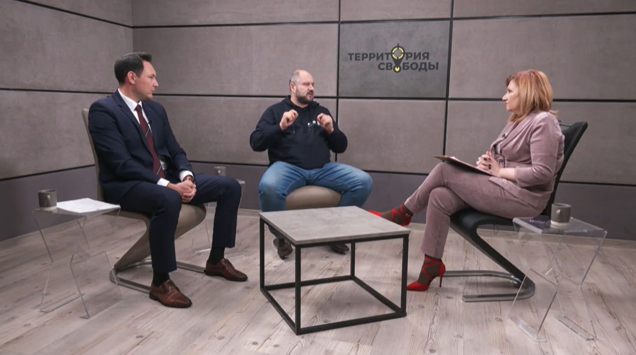 Поставщики возобновляемой энергии: Электроэнергия есть, но ее некуда продавать.