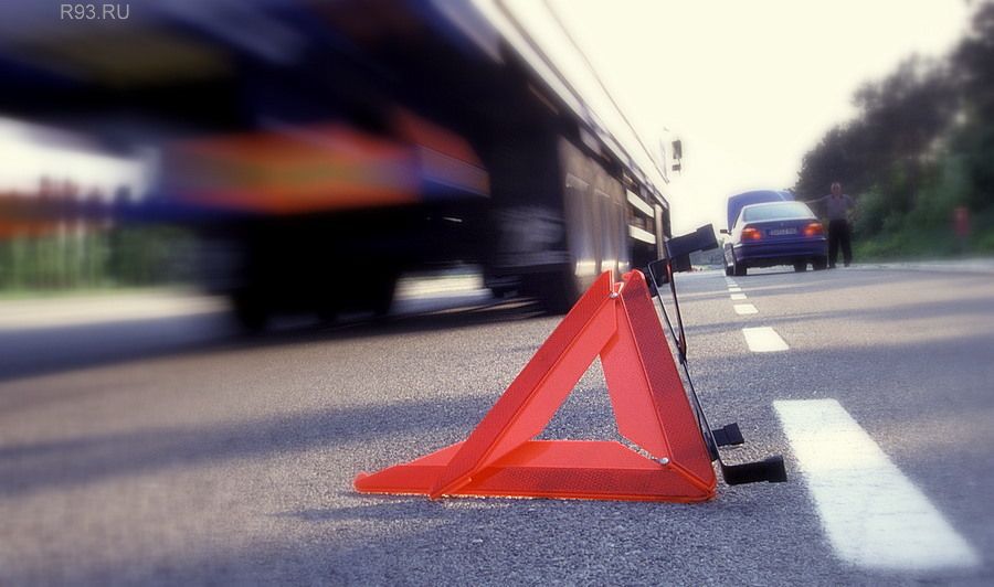В результате аварии произошло возгорание салона одной из машин.   Фото: постановочное, actualitati.md
