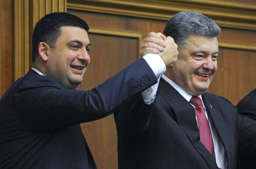 Политологи заговорили о формировании авторитарного режима в Украине.