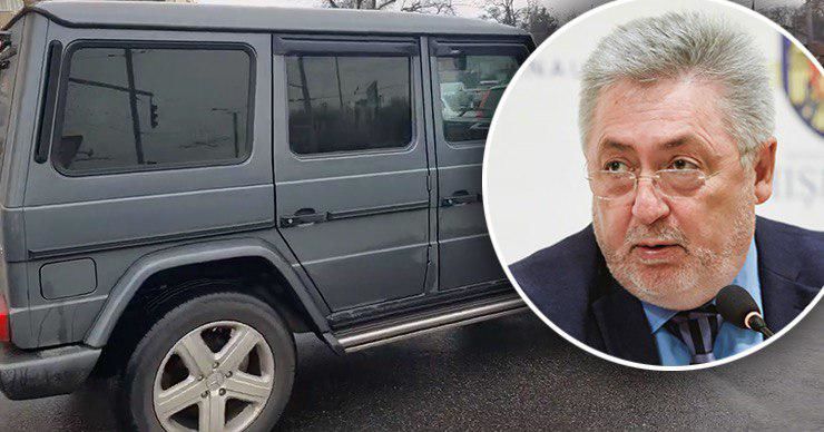 Нистора Грозаву заметили за рулем Gelandewagen. Фото: Point.md.