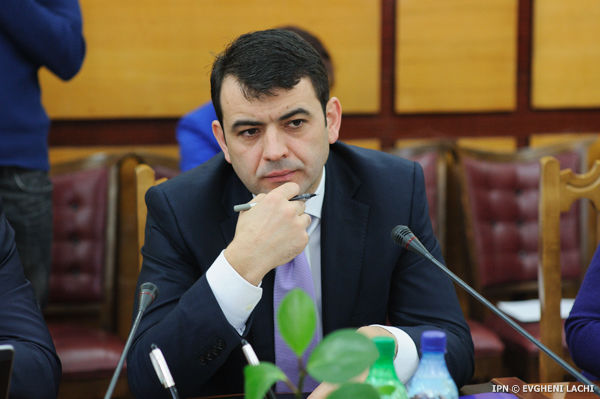 Premierul Chiril Gaburici, a procedat corect cerând demiterea procurorului general,  guvernatorului BNM şi directorului Centrului Anticorupţie.