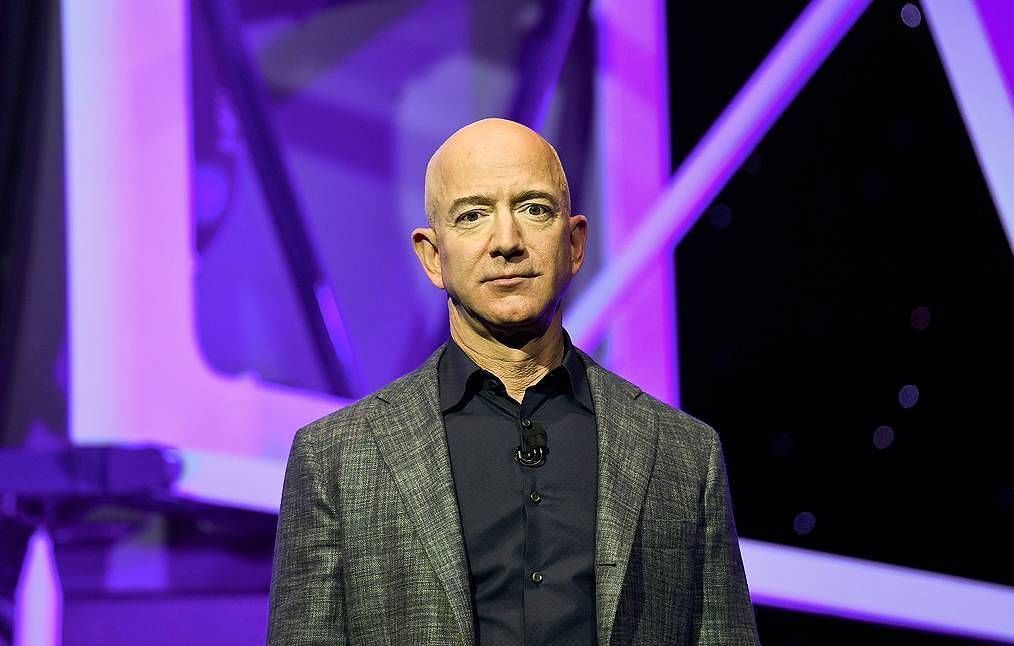 Состояние Безоса после ухода с поста гендиректора Amazon увеличилось почти на $11 млрд .
