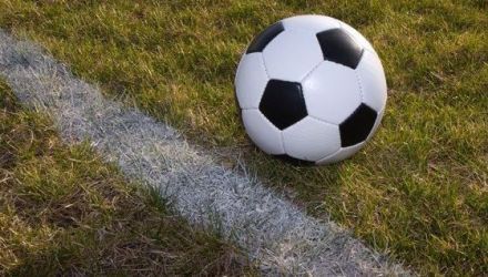 Clasamentul este condus de Barcelona, urmată de Universidad de Chile şi Real Madrid. 