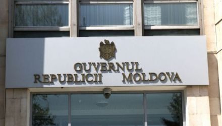 Angajații Teatrului cer astfel să le fie mărite salariile