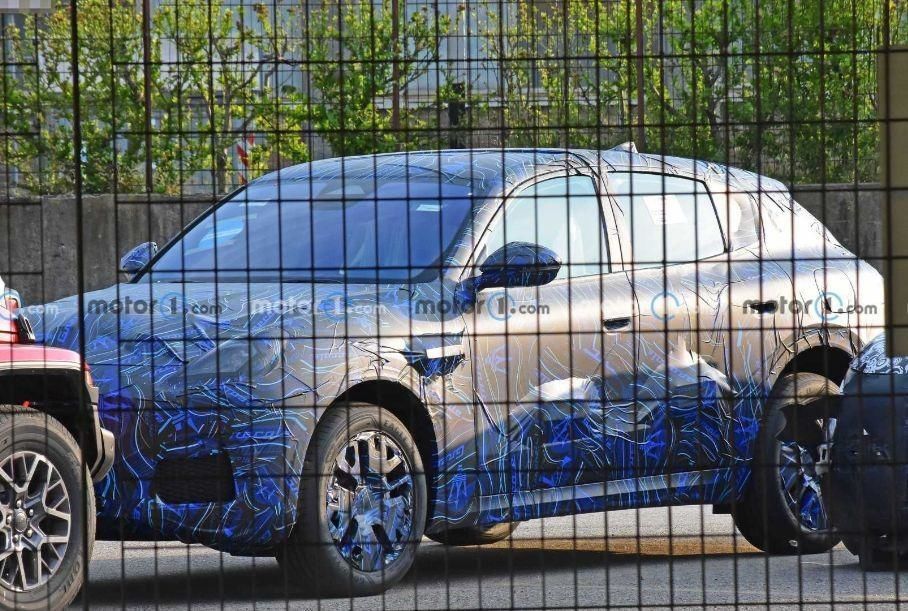 Maserati вывела на тесты конкурента Porsche Macan.