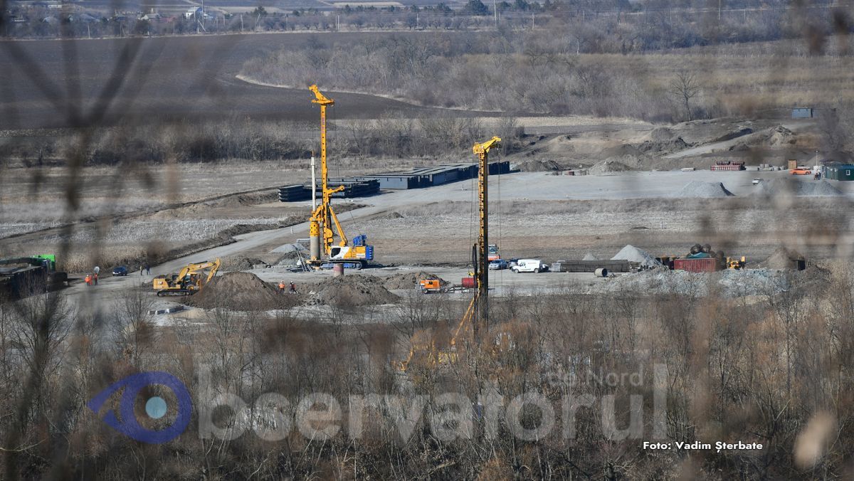 Строительство моста между Молдовой и Украиной приостановили из-за войны.