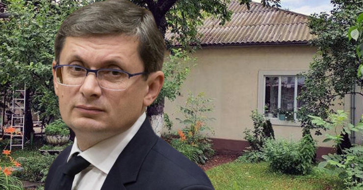 Дом, в котором проживает Игорь Гросу, за год "подорожал" в 8 раз. Коллаж: Point.md