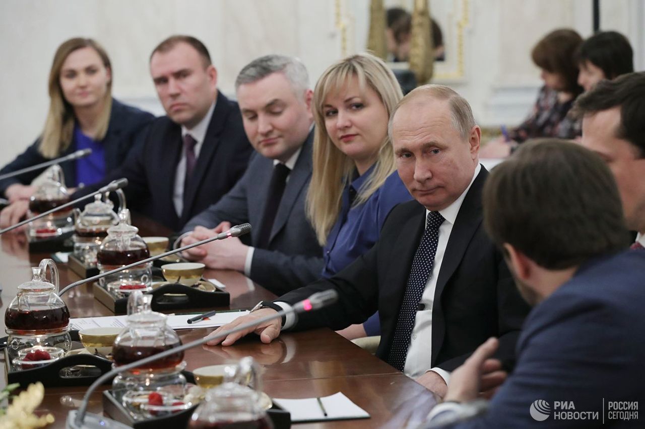 Путин рассказал, с чего начинал карьеру.
