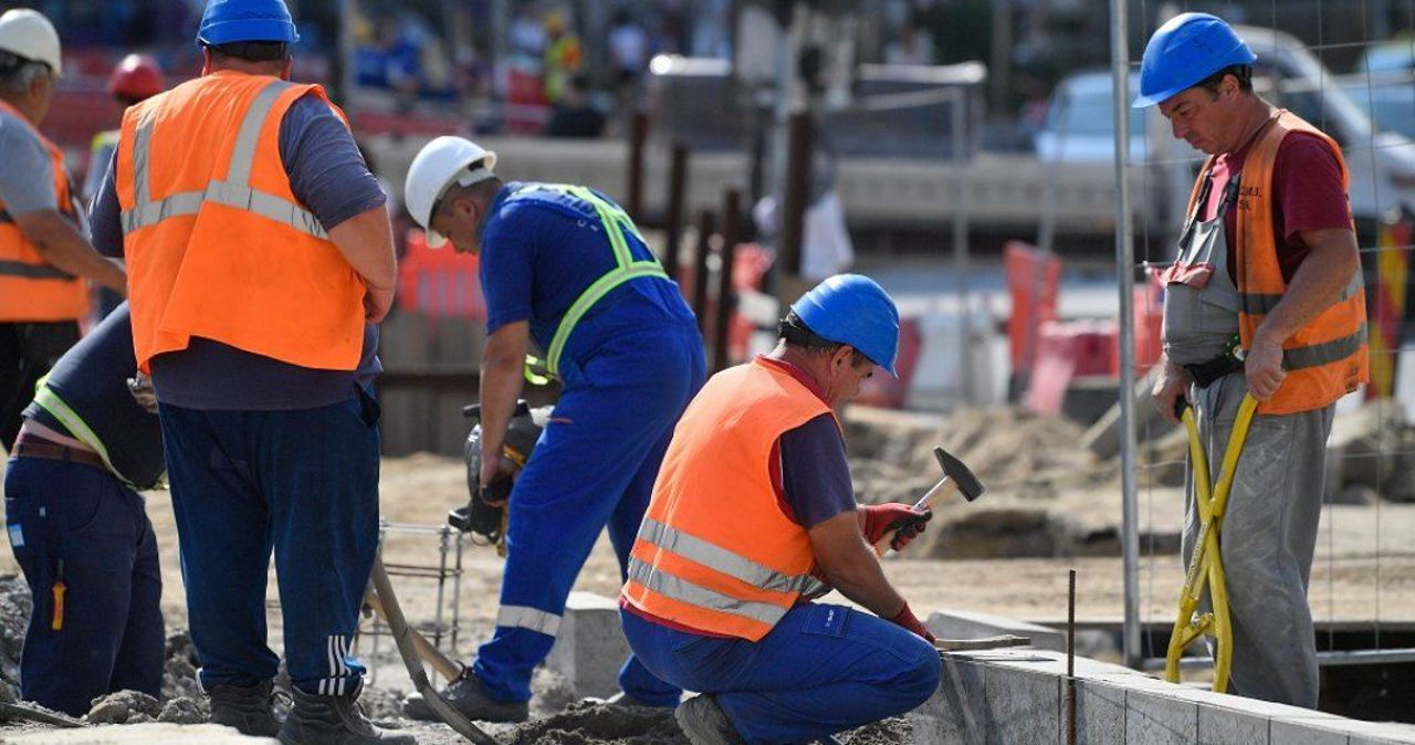 BNS: Aproximativ 60.000 de oameni din Moldova lucrează ilegal.