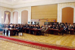 Regulamentul Parlamentului prevede formarea fracţiunilor în termen de 10 zile