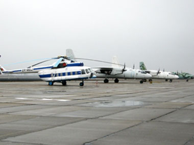 Aeroportul Internațional din Bălți este utilizat ca rezervă pentru alte aeroporturi din regiune și acordă servicii aeroportuare pentru efectuarea zborurilor charter.