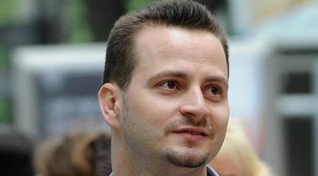 В сфере режиссуры в Молдове себя ярко зарекомендовал молодой режиссер Вячеслав Чеботарь. 