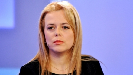  Анна Урсаки заявила, что таким образом прекратилась уголовная ответственность организатора данных преступлений — олигарха Владимира Плахотнюка.