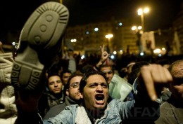 “Decizia (sa) permite să facem dreptate martirilor şi să-i obligăm pe corupţi să dea socoteală”, a apreciat unul dintre ei, Magmoud Sultan.