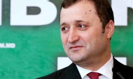 Владимир Филат предложил министрам от Демократической партии более не являться в правительство. 