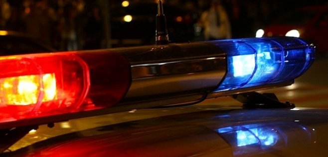 Неизвестные произвели многочисленные выстрелы, в результате чего молодой человек получил ранение в область шеи.