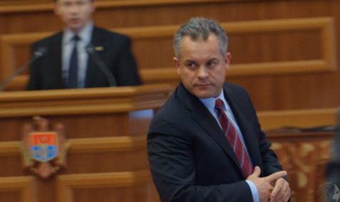 B расколе Либеральной партии виновен Влад Плахотнюк.