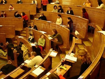 Criza economică determină studenţii greci să aleagă universităţi din România şi Bulgaria (Imagine: Thomas Dan/Mediafax Foto)