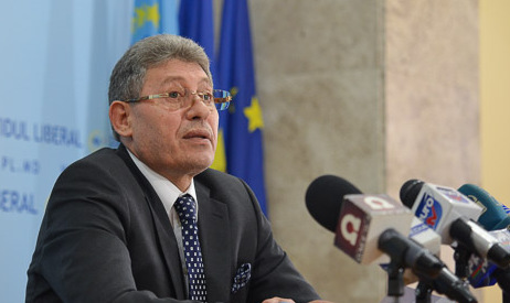 Nemulţumiţii vor fi daţi afară din partid, a declarat liderul liberal Mihai Ghimpu.