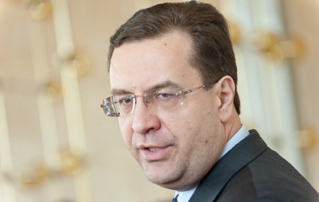 Tema briefing-ului nu a fost anunțată.