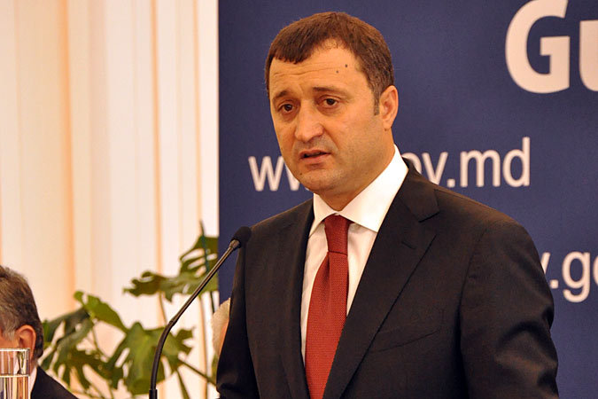 Премьер-министр требует максимальной прозрачности в работе управляющих внешней помощью. Фото: Сергей СЕДЛЕЦКИЙ