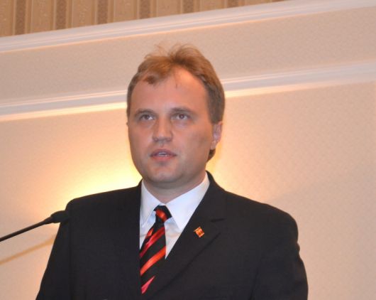  În prezent, 69 de mii de persoane lucrează în acest domeniu”, a declarat Şevciuk.  
