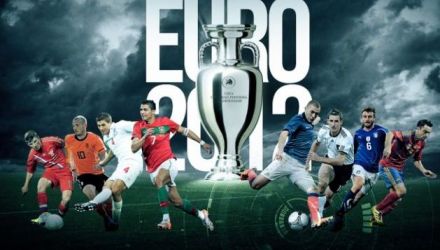 "Ronaldo, Van Persie şi coechipierii lor din naţionalele Portugaliei şi Olandei evoluează cu tricouri conţinând nichel", a adăugat BEUC.