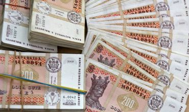 Национальный банк установил на завтра курс евро на уровне 22 леев 23 банов.