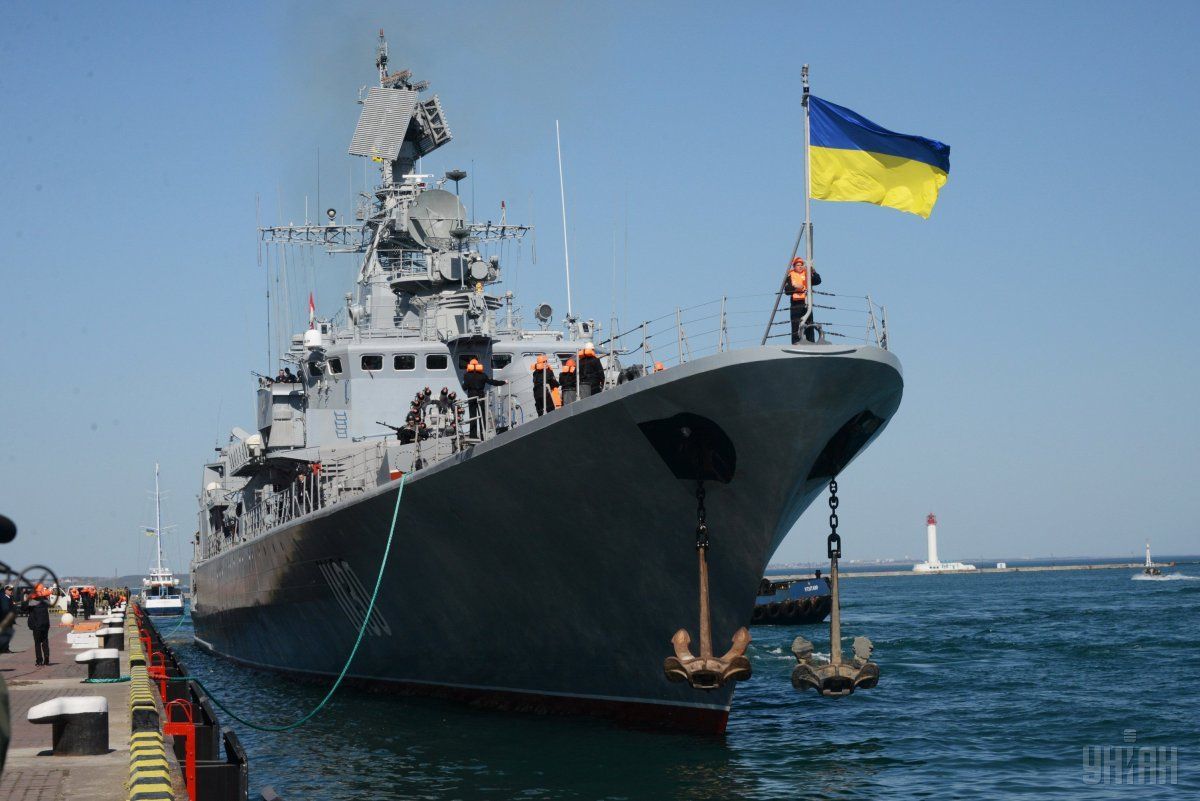 Весь состав ВМС Украины поднят по тревоге.