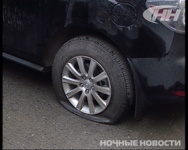 Башкану Гагаузии порезали покрышки на служебном автомобиле.