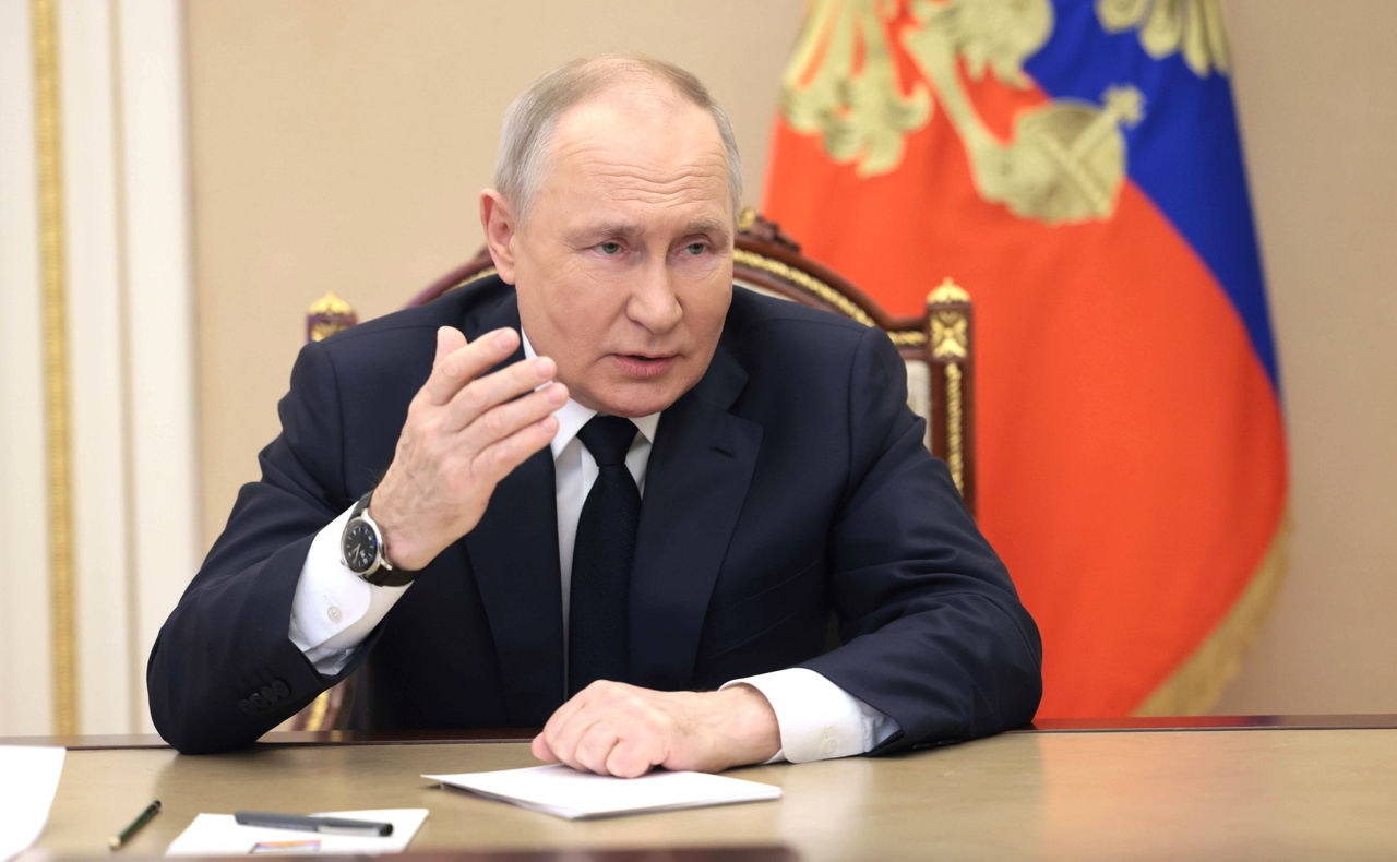 Погром в аэропорту Махачкалы: Путин пожаловался на «свинство заокеанских деятелей».