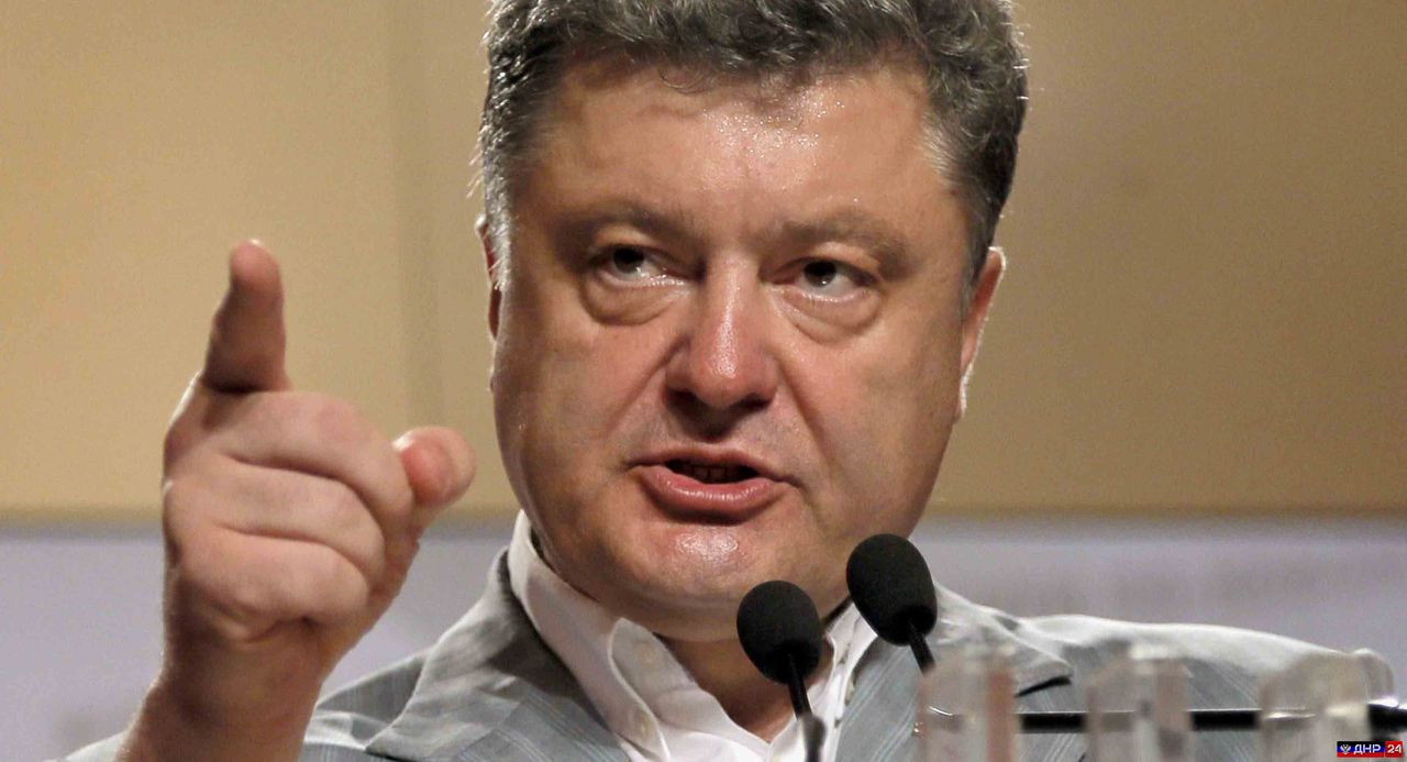 Петр Порошенко пригрозил воспользоваться "смертоносным для врага оружием".
