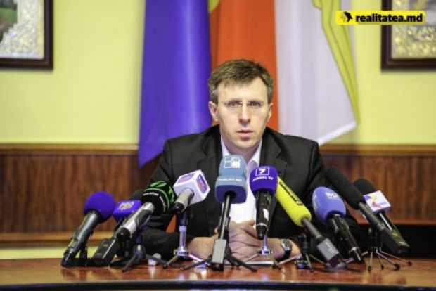 Dorin Chirtoacă este sigur că alegeri anticipate nu vor avea loc, iar discuțiile la această temă nu sunt decât pentru a distrage atenția opiniei publice. Foto: realitatea.md