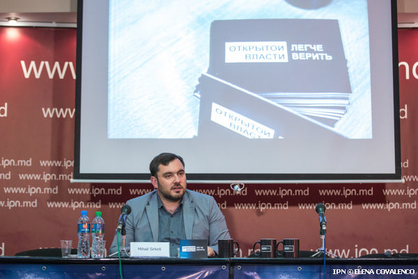Societatea civilă din Găgăuzia solicită adoptarea Legii privind transparența