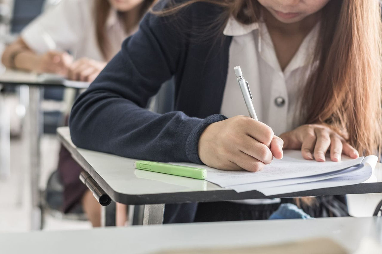 Materialele pentru examenele finale, testate în școlile din Moldova.