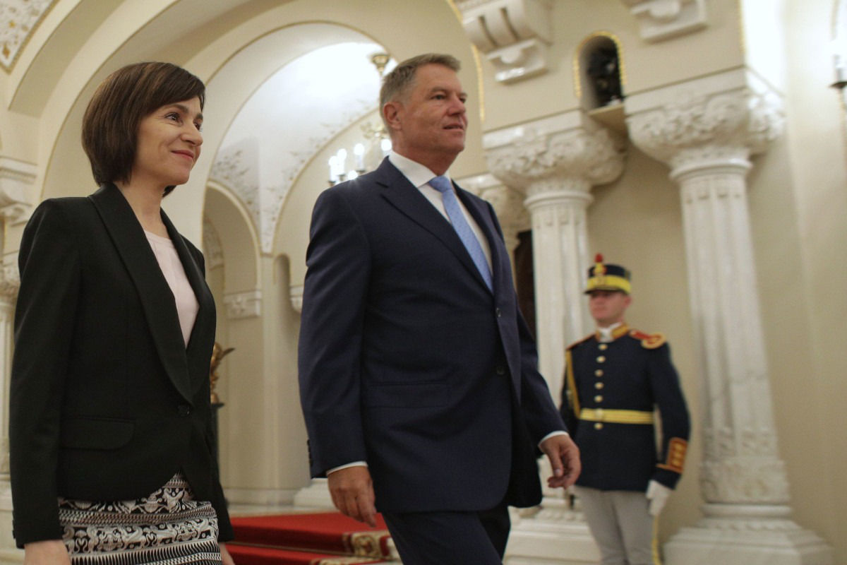 Майя Санду отправится с официальным визитом в Румынию.