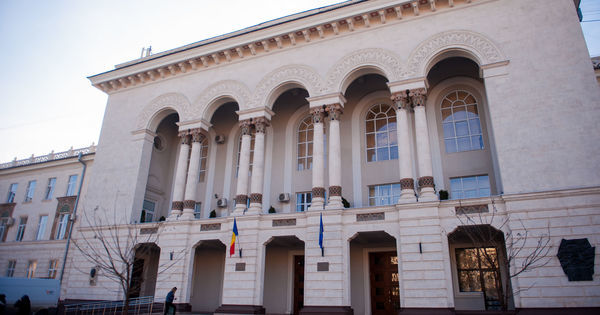 В деле Шора судьи отказываются проводить экспертизу.