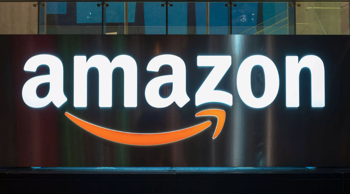 India a acuzat Amazon și producătorii de smartphone-uri de încălcarea legii concurenței.