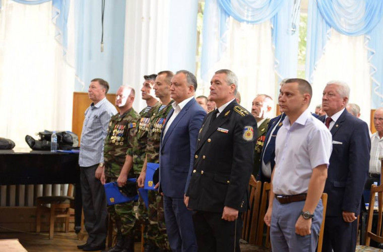 Исполнительный комитет Союза офицеров Молдовы выразил полную поддержку президенту страны Игорю Додону.